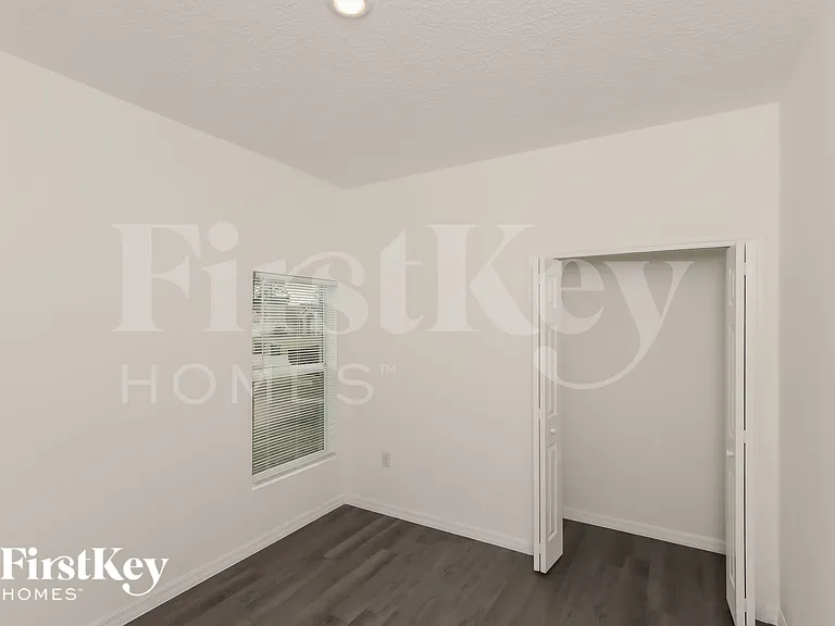 1021 Locust Ave NW — Photo 11