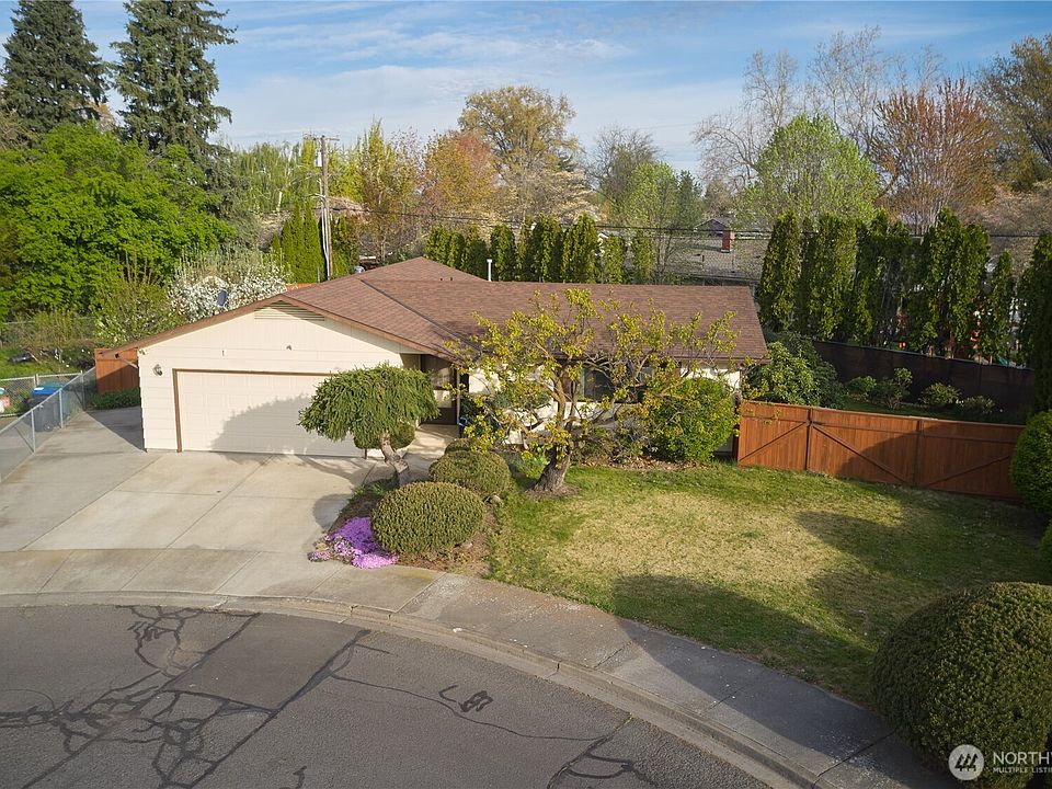 1st image of 863 Dow Drive