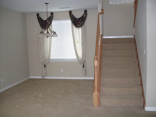 1962 Las Flores Dr — Photo 4