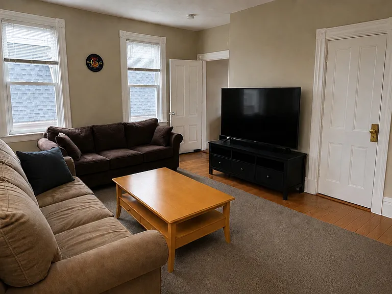 356 Dorchester St — Photo 5