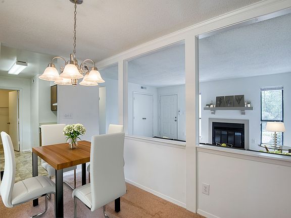 4th image of 101 Tanglewood Dr #35