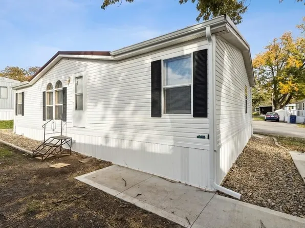 6901 SE 14th St #43, Des Moines, IA 50320