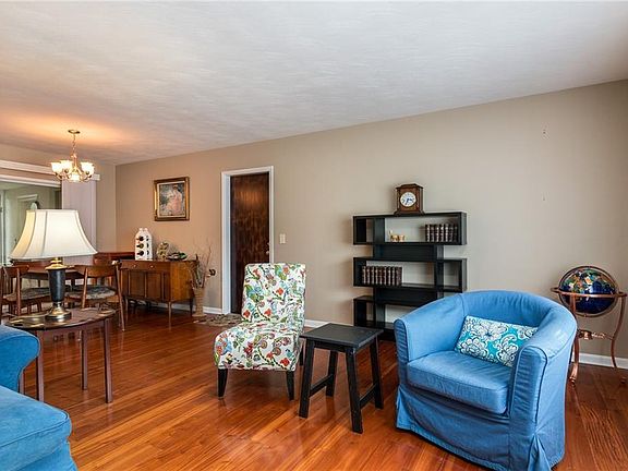 5th image of 2253 Barbara Dr