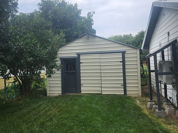 3rd image of 804 1st Ave
