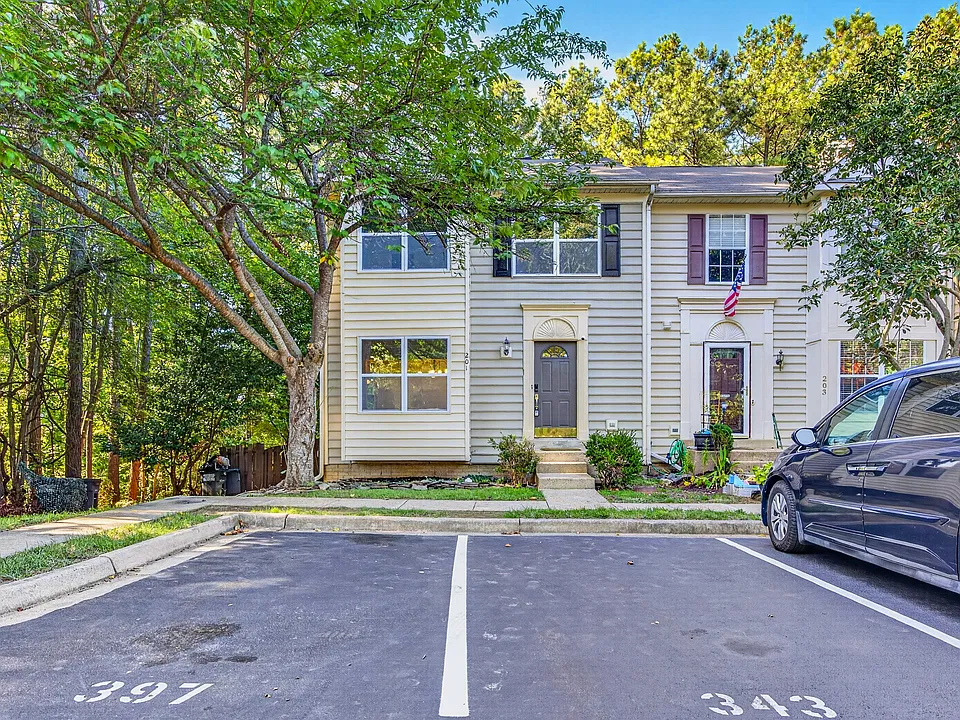 201 Park Brook Ct
