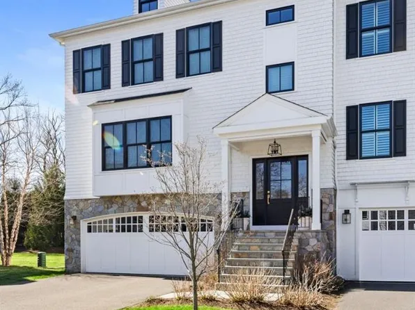 487 Westway Road #487, Fairfield, CT 06890