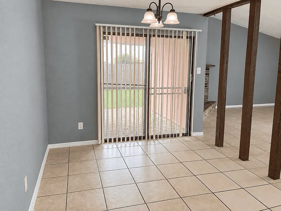 15510 Summer Briar Ct