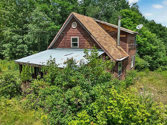 3rd image of 135 Dorrs Corner Road