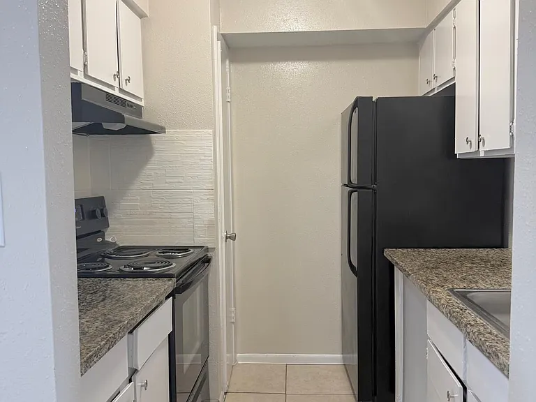 Southern Oaks Apartments — Photo 71