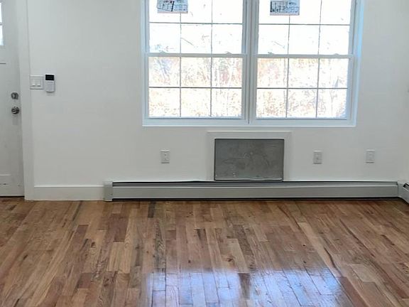 3rd image of 7239 Hillmeyer Ave #2