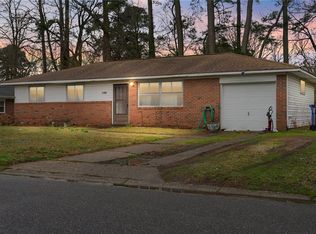 1104 Fontana Ave, Chesapeake, VA 23325