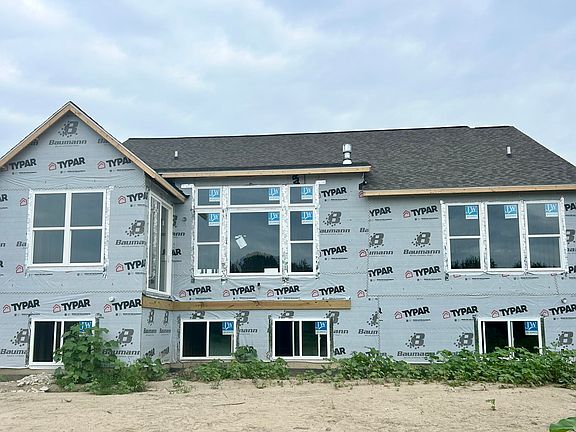 5th image of 9572 Fields Dr #38