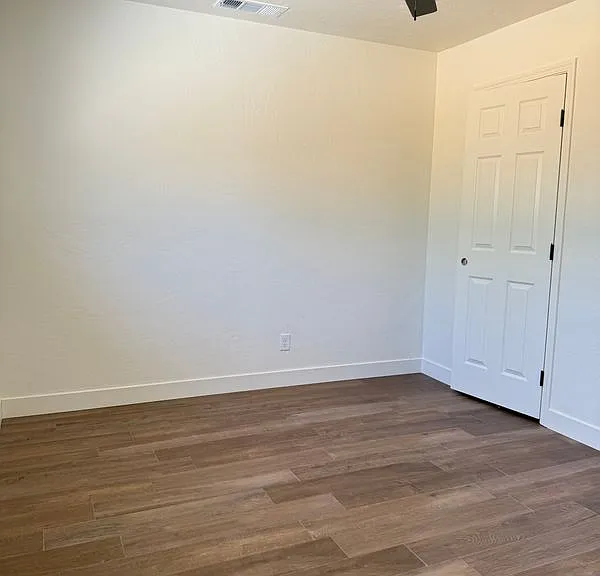 1459 E Kern Ave — Photo 14