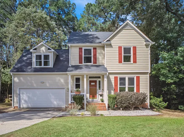 5 Chestnut Bluffs Ln, Durham, NC 27713
