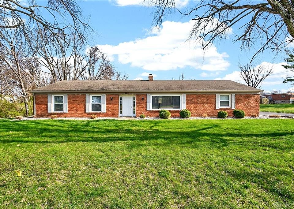 1st image of 64 W Lytle 5 Points Rd