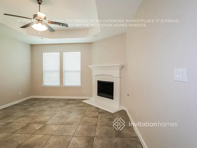 1517 Bunting Dr — Photo 3
