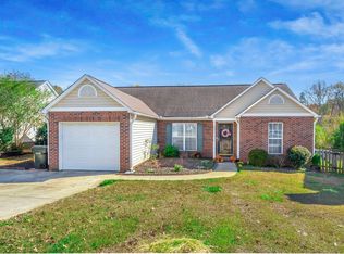 605 Riverside Chase Cir, Greer, SC 29650