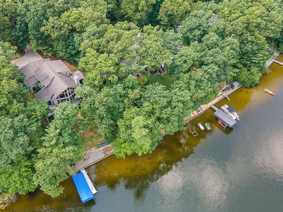 1st image of 4119 Wildwood Dr
