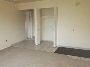 15515 E Ten Mile Rd #6, Eastpointe, MI 48021