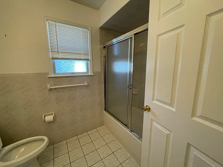 120 South St — Photo 15