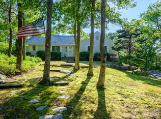 98 Two Ponds Rd, Falmouth, MA 02540