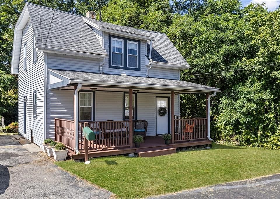1st image of 224 Villa Ave