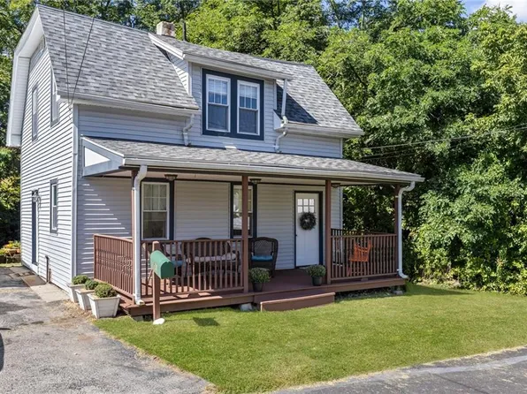 224 Villa Ave, North Providence, RI 02904