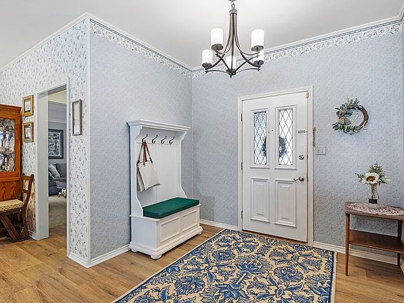 5th image of 3402 Archway Ct