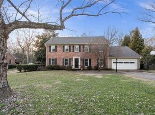 5135 Lansing Dr, Charlotte, NC 28270