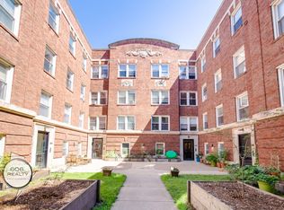 Beautiful Rehabbed Hyde Park Apartments! Special Offer!, Chicago, IL 60615
