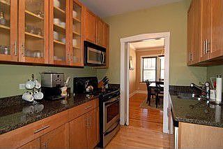 4th image of 246 S Maple Ave APT 1W