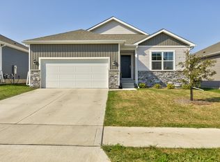 2007 N Summercrest St, Indianola, IA 50125