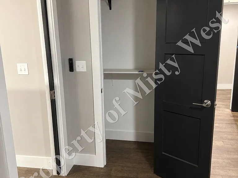 2245 Curtis Ln SE — Photo 8