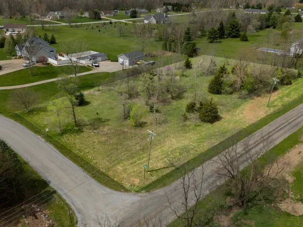 13988 Rivercrest Dr, White Pigeon, MI 49099