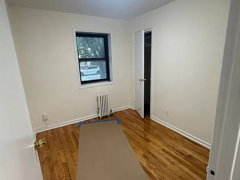 20-72 27th St #1B — Photo 7