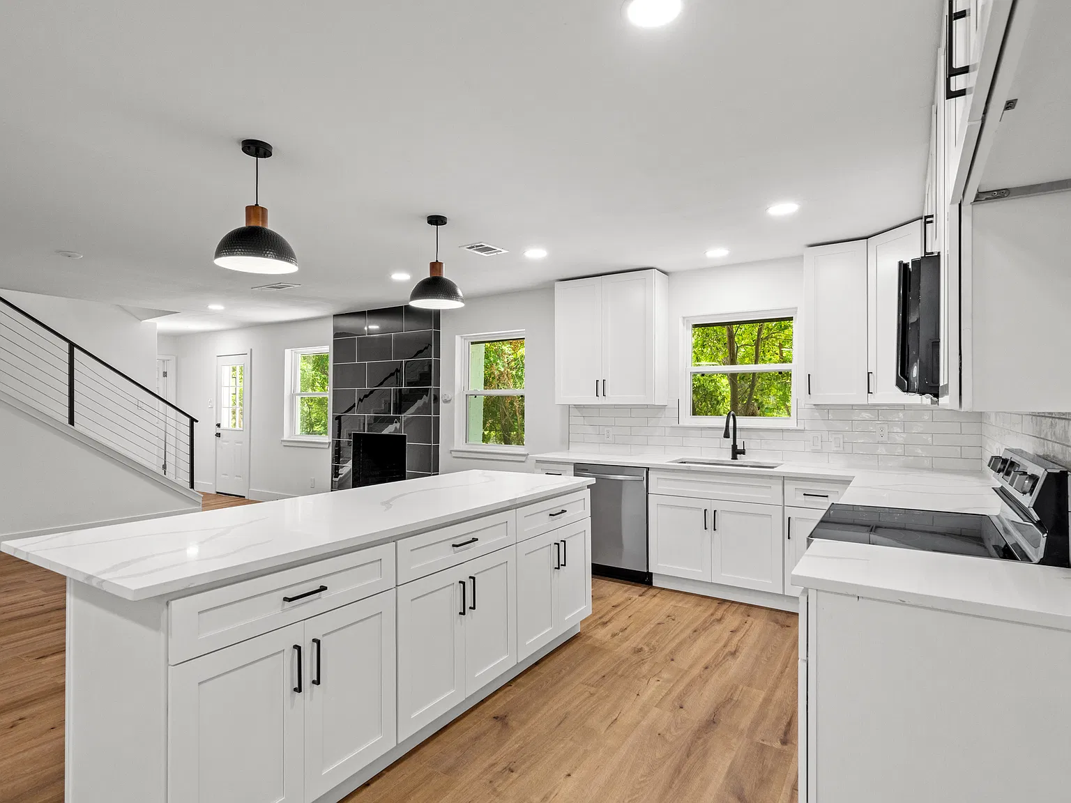 4 bed, 2048 sqft, $3,000 — Photo 4