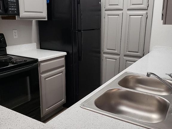 2nd image of 2101 Friendly Dr APT 3114