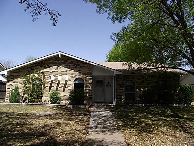 1st image of 1009 Goodwin Dr