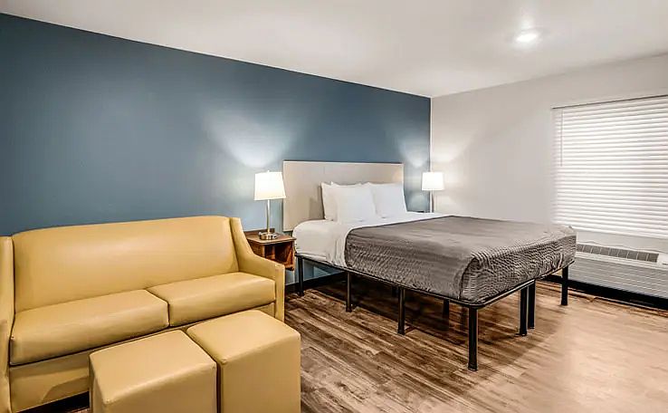 1st image of 2680 James St #1