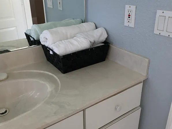 33 Ludlow Ln W, Palm Coast, FL 32137