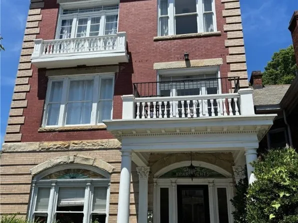 2042 W Grace St #U1, Richmond, VA 23220