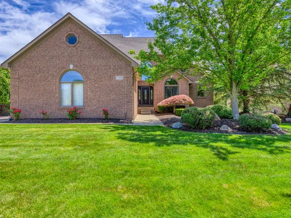 57898 Abraham Dr, Washington, MI 48094