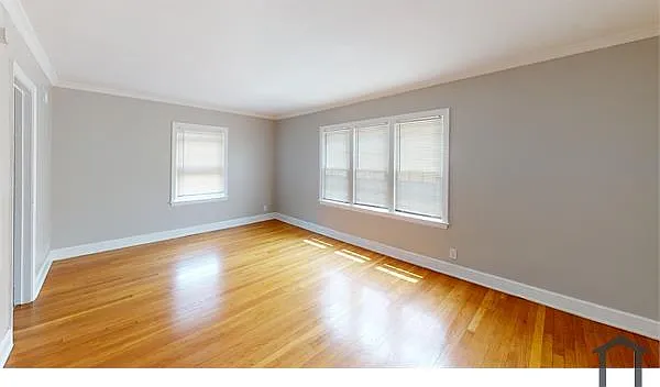 390 Farmington Ave — Photo 5