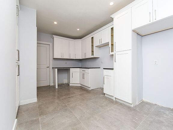 2nd image of 15070 116th Ave