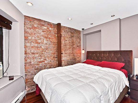 3rd image of 433 W 24th St #Lb