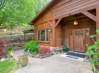 294 Walkers Way, Pearisburg, VA 24134