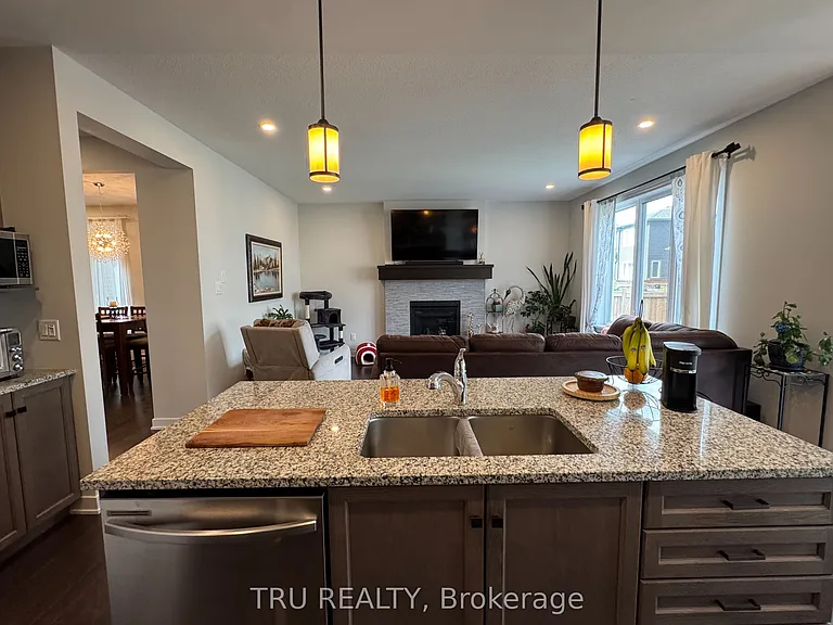 802 Sendero Way — Photo 4