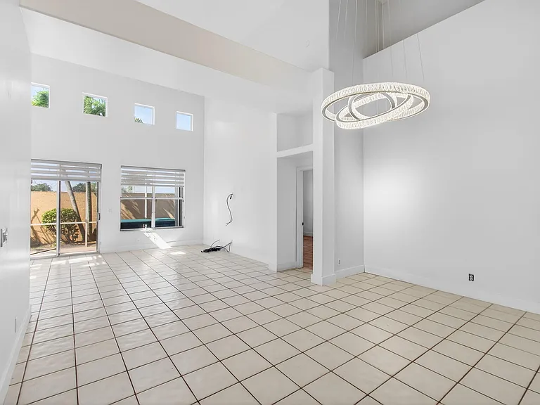 7848 Travlers Tree Dr — Photo 4