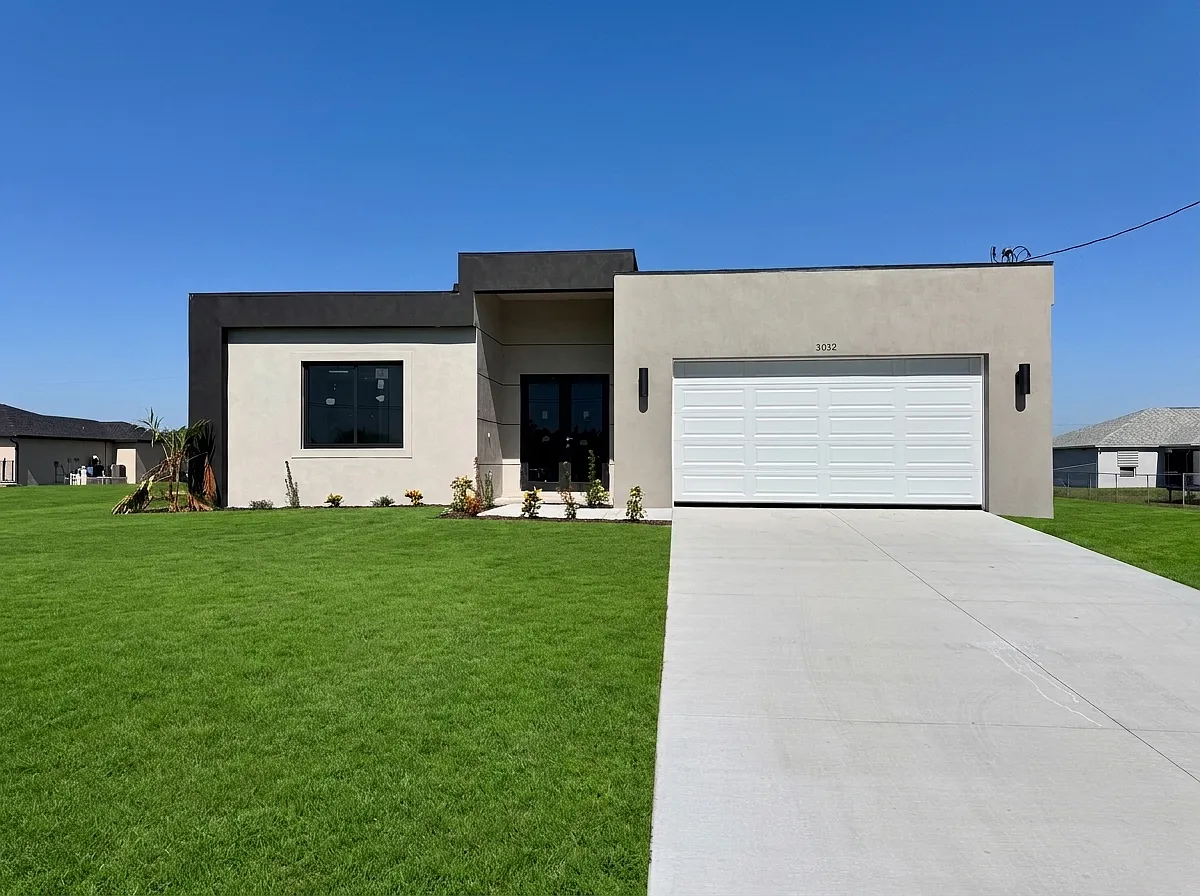 4 bed, 1904 sqft, $2,200 — Photo 3