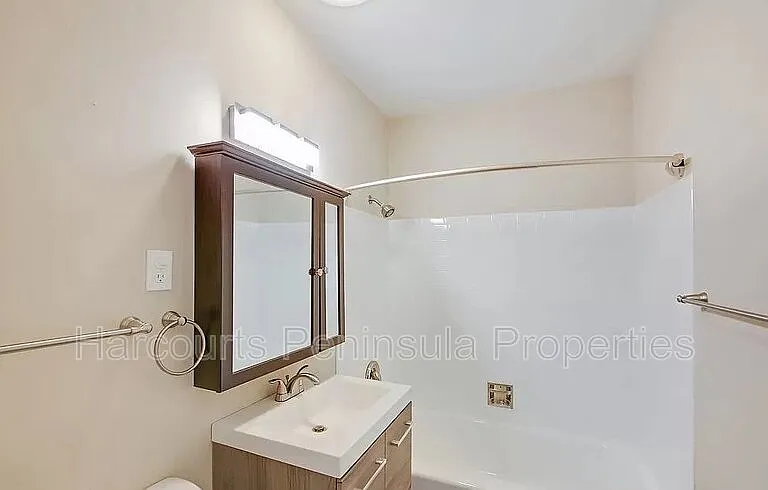 1142 Wheaton Way — Photo 9